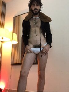 Mike_Parkerr serve me Pic 2