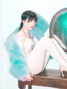 ShawanaCronenbergのPaw-Print Teaseの 5枚の写真