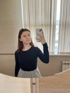 StacySanchez Do you believe in love at first sight? 👀 Pic 2