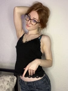 VeronaHascall In My Own Gaze Pic 2