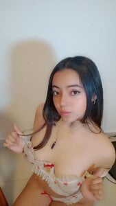 laraa_rous Public зображення