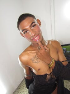 Ciara-Smith Sexy💋 Pic 9