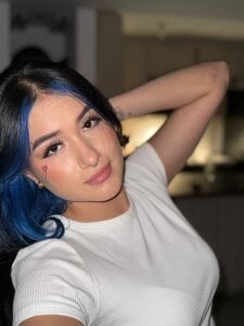 AnnyHizzle Yours Pic 3