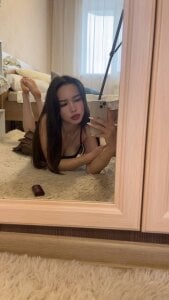 AliceCloudy Public Pic 4