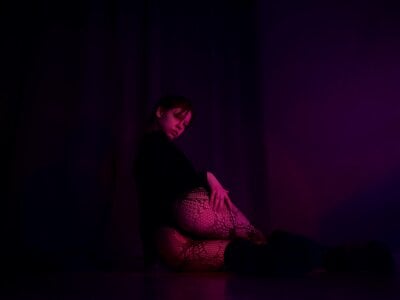 karalinhks Neon Muse 사진