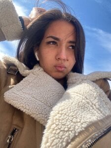 EmmyNoel Between Autumn and Silence 🍁 Pic