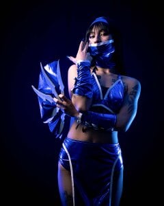 jessi_lemuss Kitana ready to play Pic 5