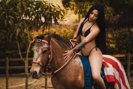 aria_paul happy 4th of july 💙❤️ Pic