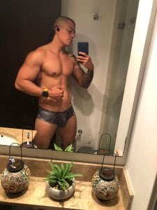 seddy_333 mirror i love mirror Pic 6