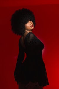 SheyLopez BLACK DRESS Foto 2