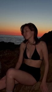 ClariceWellen first photos for you ❤️ Foto