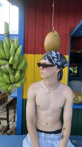 Detlev_ Public Pic 3