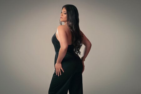 pamelajons_ Velvet Seduction ✨ Foto 4