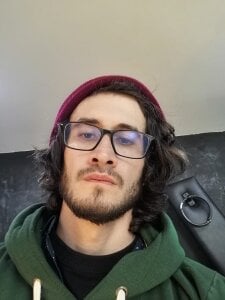 Loggan_donnelly Public Hình 8