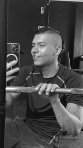 yonier_maru01 Public Pic