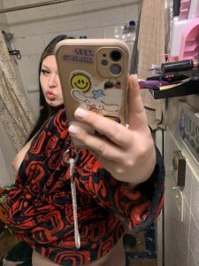 Queendeeeeothroattt Public Pic 3