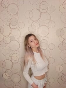 SerinaBinderup Public Pic 2