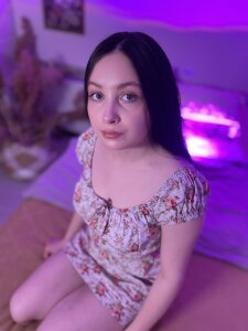 Enjoy_Joyce Public Pic 3