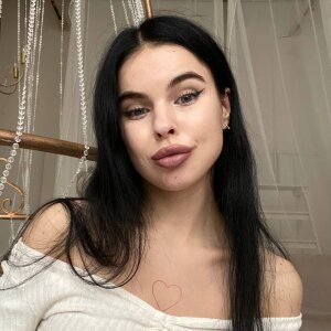 AkilahMilkePublic Bild