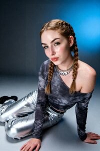 RinaModel me in 1990 hehehe зображення 2