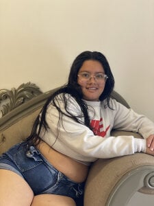 stacy_milann: Me❤️ ( 5 фото)