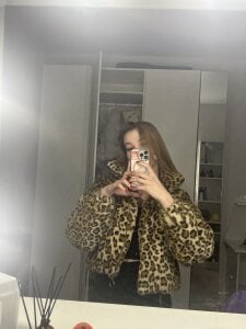 Megan_Rodgers Public Pic 6