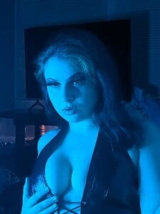 hawktuahspitonthat Public Pic 2