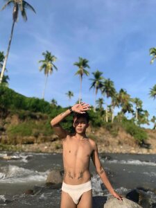 ur_twinkKirk6969 KIRK Pic 2