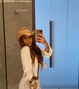 Alicia_Rice Public Pic 2