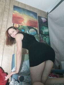 AprilShy@xh Public slika 2