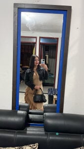 Public od AbrilAw  2 snímek