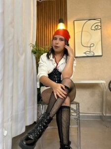 Sharlotte_Milk In search of my gold Foto 6