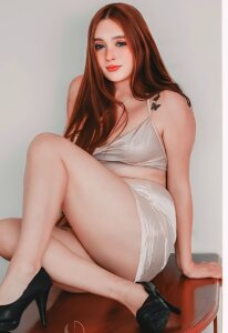 NaomiCandy Public Pic 4