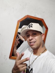 Quiroz_fox Public Pic 5