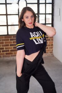 Loola_loveee Public Pic 3