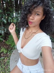 catiusca_reyes_03 Walking relaxed. зображення 8