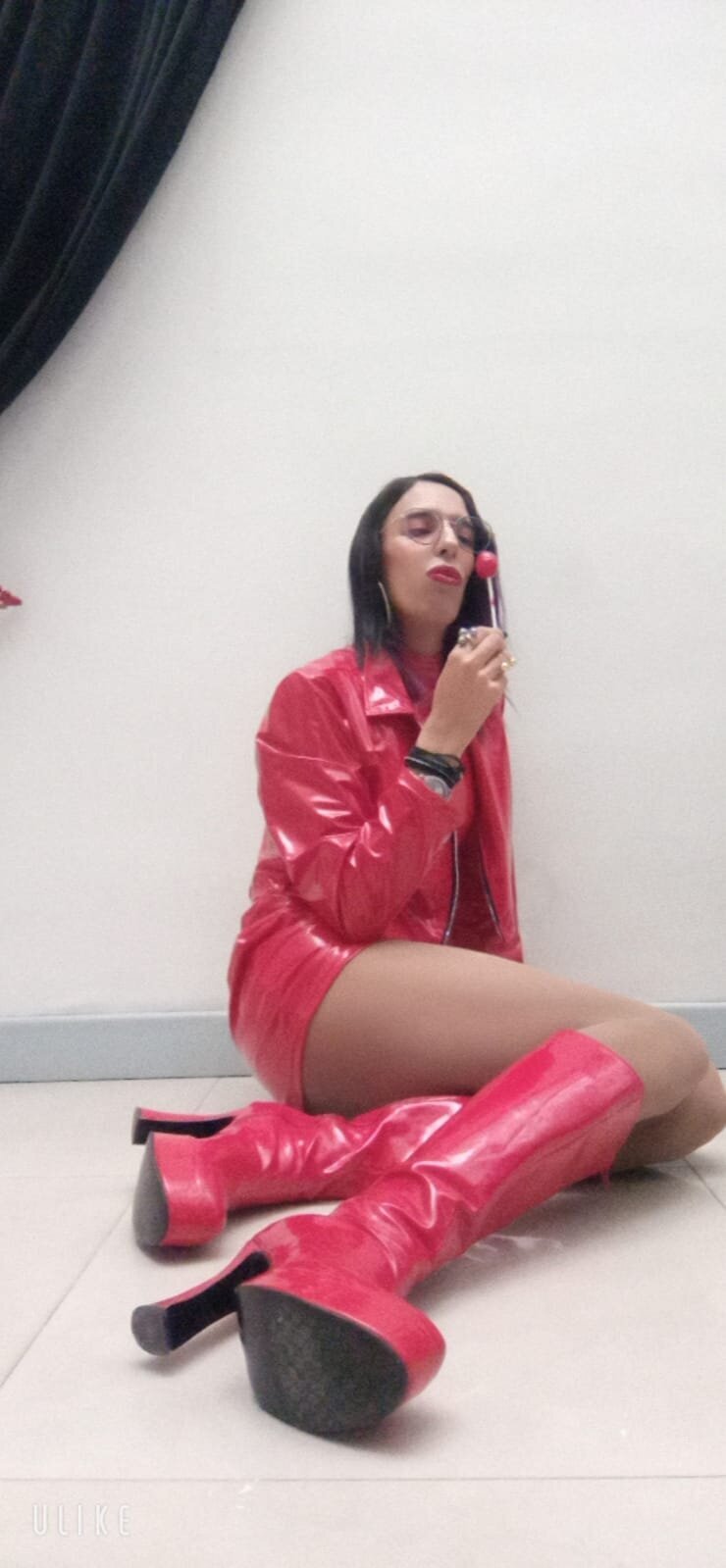 Foto  3709 de NicolleDiamonds_cg – em alta