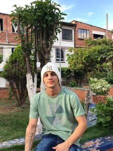 Alex_cute77