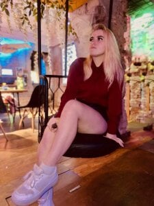 Stef_Nicks I say more with every look than with words😍 Pic 2