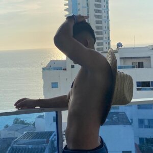 Sun, beach and sea 🏖️​☀️​💧​ de _Ander_Xx  3 Imagens