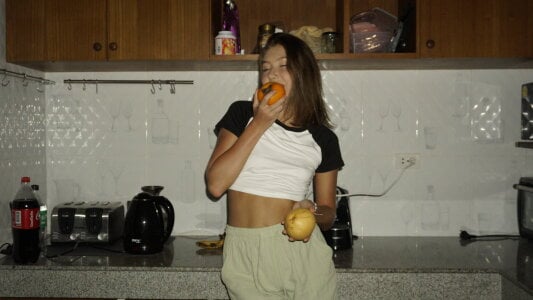 EveSiren housewife in the kitchen^^ Pic 2