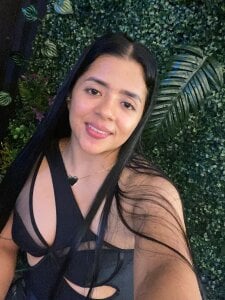 m3gan_hotのA little bit of meの 8枚の写真