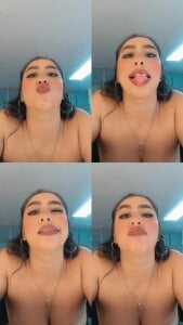 Carolina_Arias Your attention is mine, at least for now Pic 4