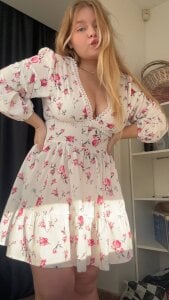 TorieDeeb How do you like my outfit? Pic 8