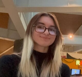 PluralPalaver Public Foto