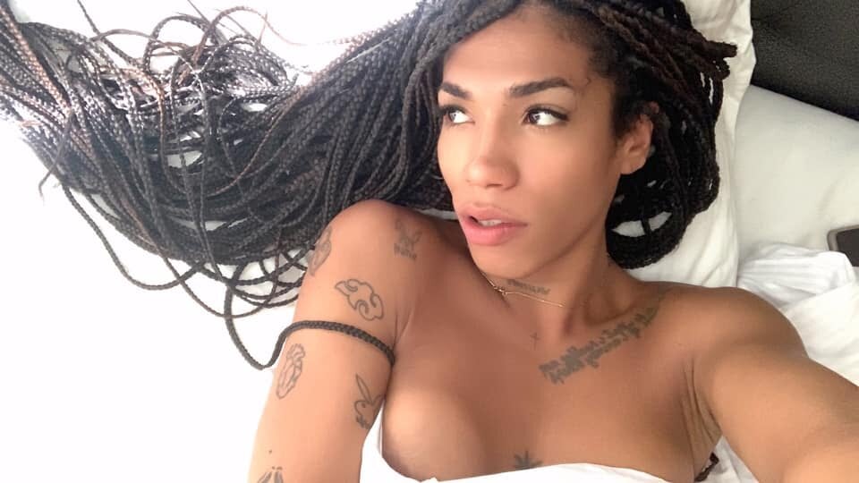 ภาพที่กำลังนิยมของ _Larabbitxx  8375