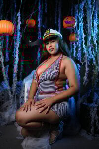 carlie_crow Halloween among the shadows 🎃 Pic 8