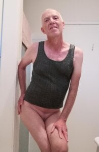 angie-puttana Angie showing feminine side Pic 4