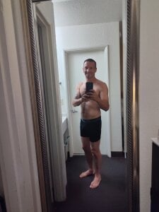 Urs_Truly_ Public Pic 7