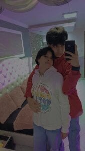 Yui_And_rin_ Public Pic 2